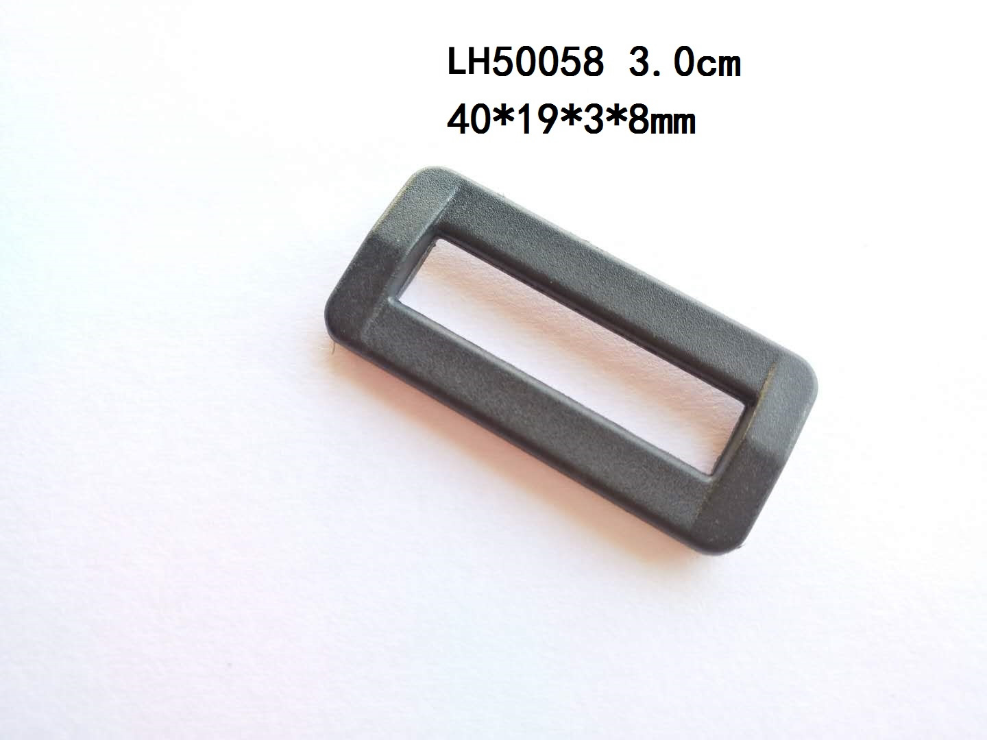 LH50058 3.0cm 方扣